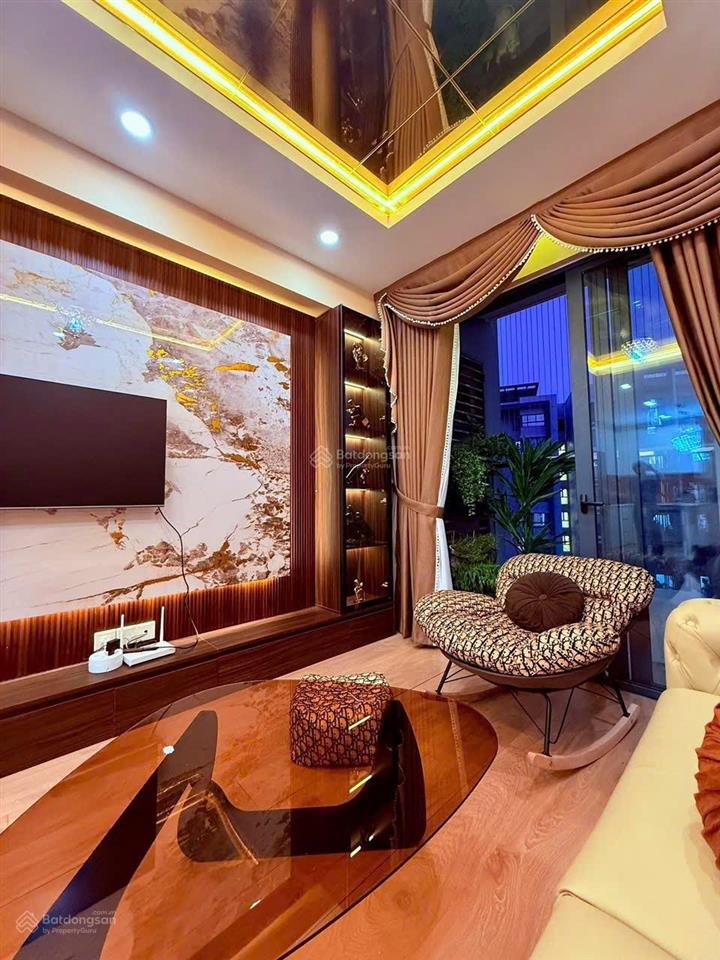 Bán gấp căn hộ chung cư 75m2 tại celadon city, giá ưu đãi 5,4 tỷ