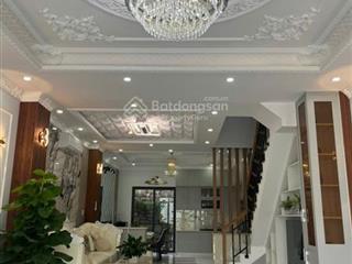 Nhà mặt tiền chợ tân mỹ ngang 5m  nhỉnh 9, ..tỷ