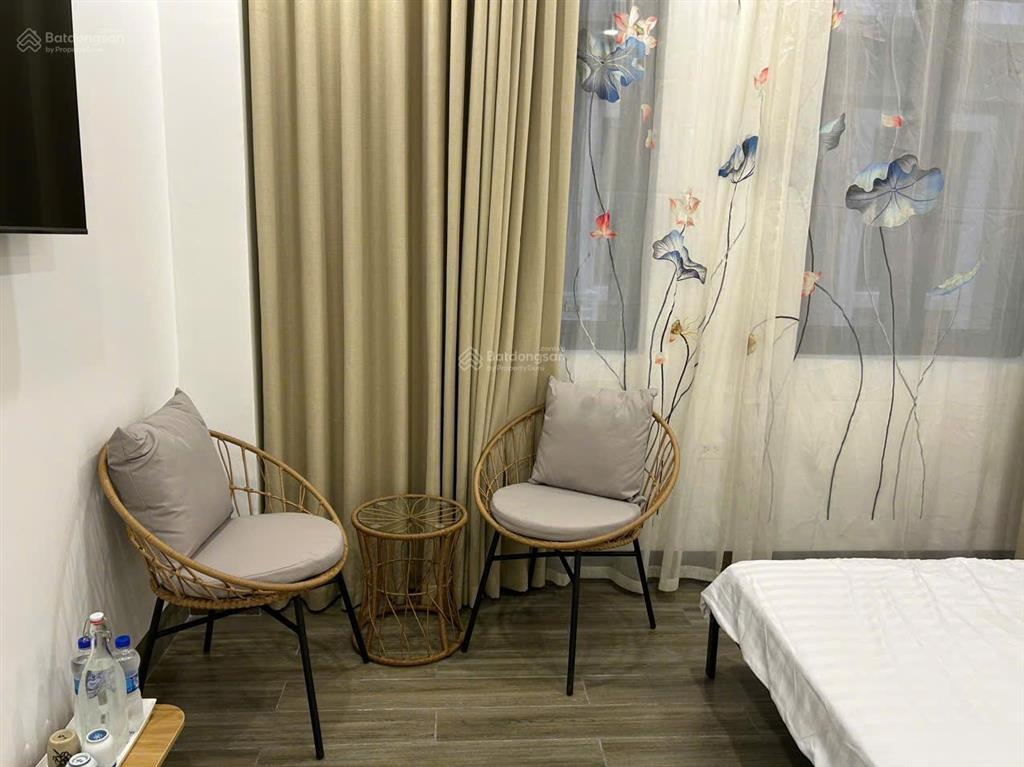 Cho thuê nhà phân khu thời đại hoàn thiện 5 tầng, 6 phòng ngủ khép kín giá 18 triệu bao phí
