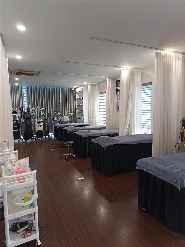 Bán nhà mặt phố vũ phạm hàm, 1 mặt phố, 1 mặt ngõ, lô góc 3 thoáng, 8 tầng thang máy giá 107 tỷ