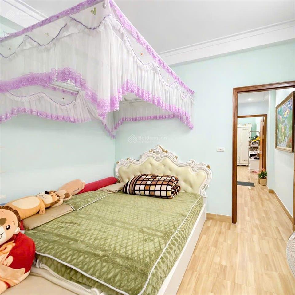 Bán nhà chiến thắng, gần phố, kcbt chắc chắn, 6 tầng 6 ngủ, dt 38m giá 8.35 tỷ