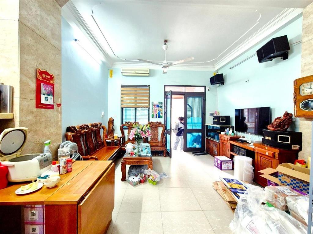 Hàng siêu hiếm tại yên nghĩa, 56 m2, 3 tầng, 7m mặt tiền, giá 5.5 tỷ, pháp lý đầy đủ