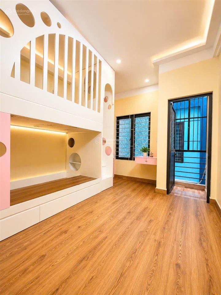 Bán nhà yên hòa, yên nghĩa, hà đông  dt 35m2 4 tầng, ô tô đỗ cửa, nhà mới full nội thất giá 4.3 tỷ