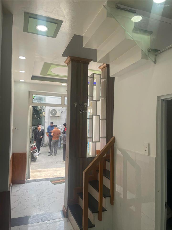 Nhà nguyễn văn quá, dt 4x7m, 1 trệt 1 lầu, 2pn, 2vs, công chứng liền