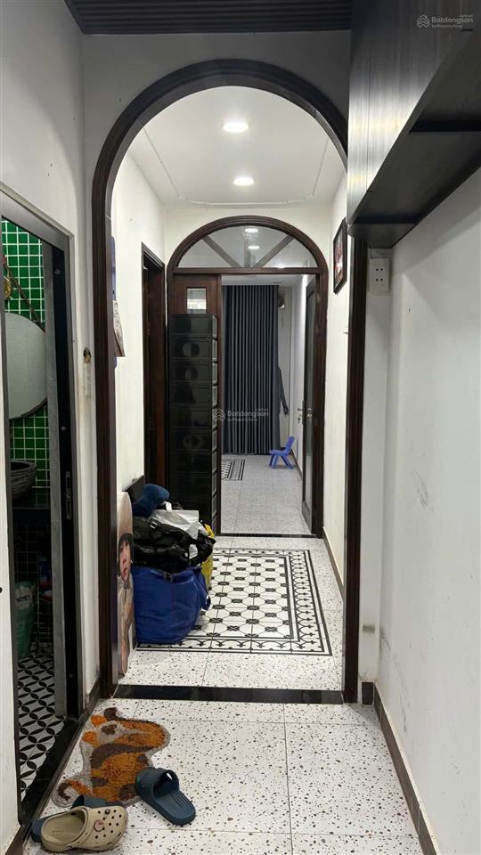 Chính chủ cần bán chung cư hẻm 80 ba vân, lầu thấp, 46m2, 2pn, nội thất cao cấp