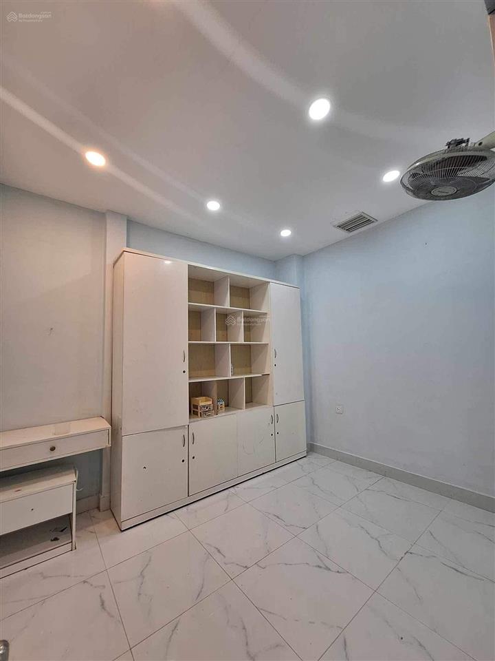 Thiếu tiền bán gấp  bán nhà riêng, chính chủ, shr, giá 2.2, diện tích 22m2