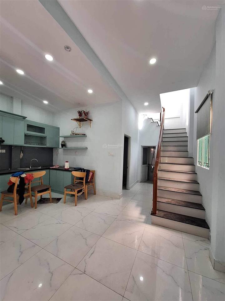 Thiếu tiền bán gấp  bán nhà riêng, chính chủ, shr, giá 2.2, diện tích 22m2