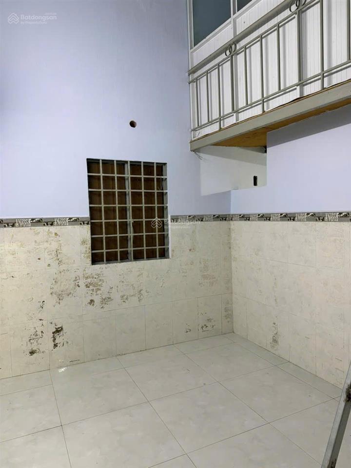 Kinh doanh thua lỗ bán gấp nhà bình dương, 1 tỷ 5, căn 3pn, diện tích 30m2, shr, chính chủ