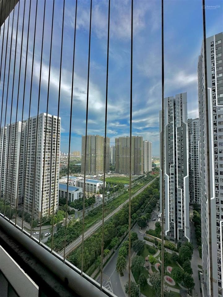 Bán căn hộ 2pn1wc tại vinhomes smart city, 4,4 tỷ, 55m2 ban công siêu mát