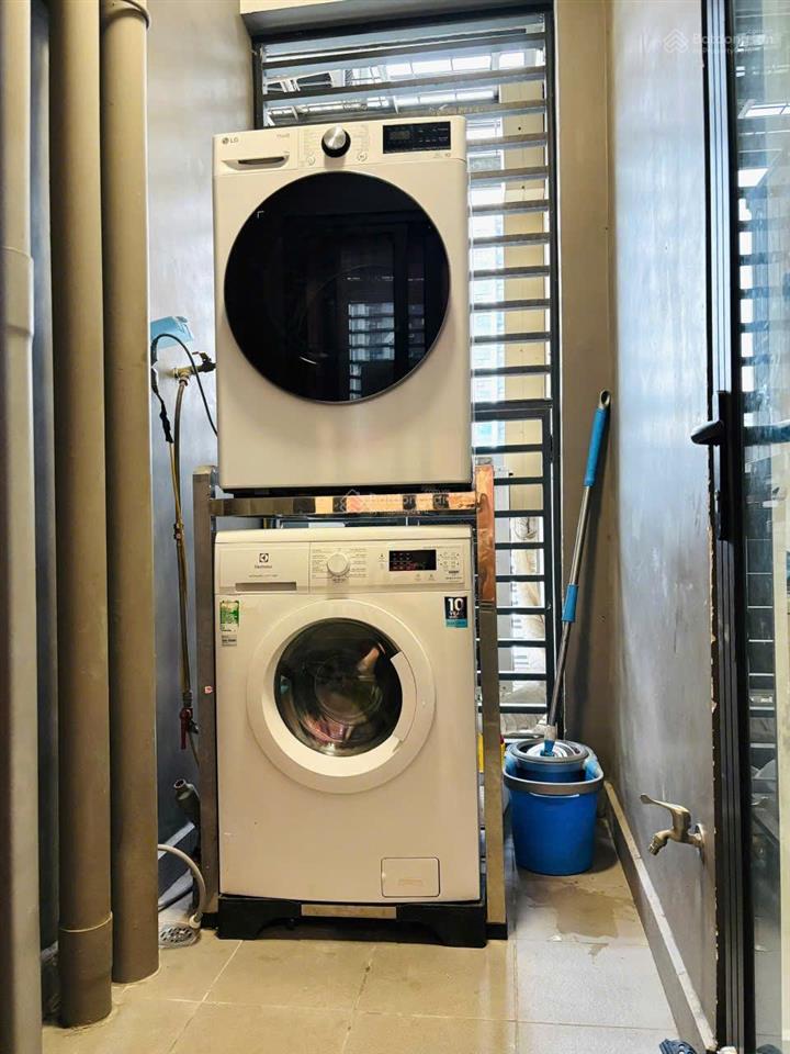 Bán căn hộ 2pn1wc tại vinhomes smart city, 4,4 tỷ, 55m2 ban công siêu mát