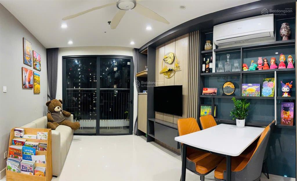 Bán căn hộ 2pn1wc tại vinhomes smart city, 4,4 tỷ, 55m2 ban công siêu mát