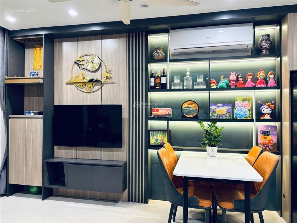 Bán căn hộ 2pn1wc tại vinhomes smart city, 4,4 tỷ, 55m2 ban công siêu mát