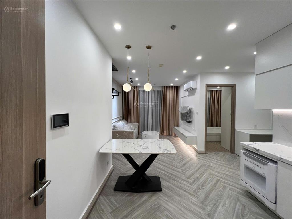 Bán căn 1n+ đẹp xuất sắc tại smart city, giá 3,8 tỷ, 42,8 m2