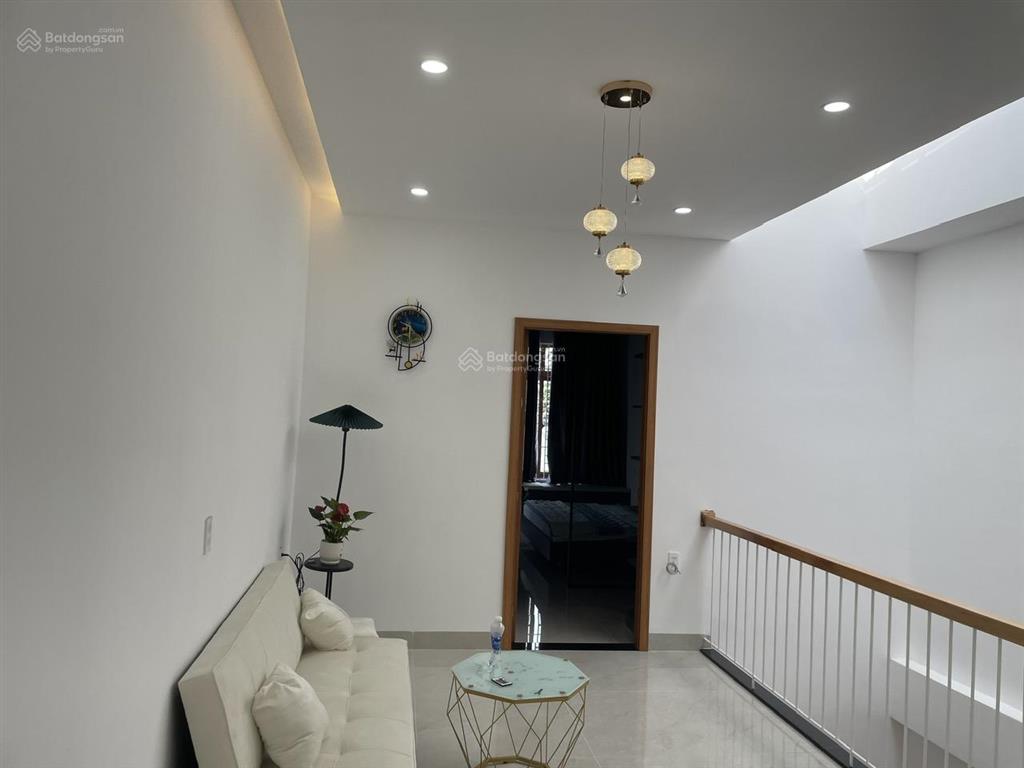 Bán nhà riêng 922/28 trường chinh, 4,7 tỷ, 100m2, view đẹp, uy tín