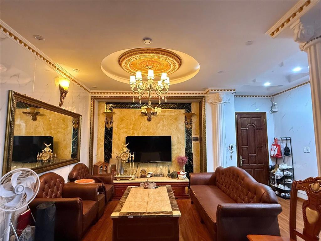 Căn hộ 2pn, 2wc, 90m2, bán tại chung cư b3 nam trung yên, giá 6,2 tỷ vnd