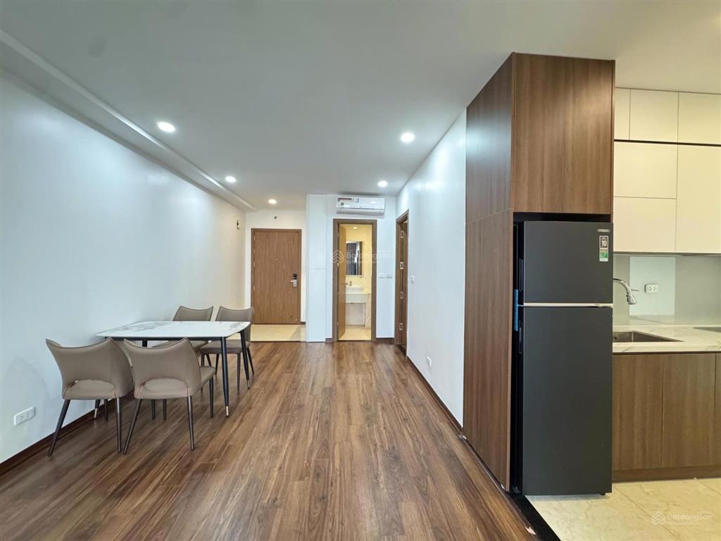 Chính chủ cần bán cc eco green city, giá 5 tỷ, diện tích 67m2, 2pn, 2wc, nhiều tiện ích đẹp