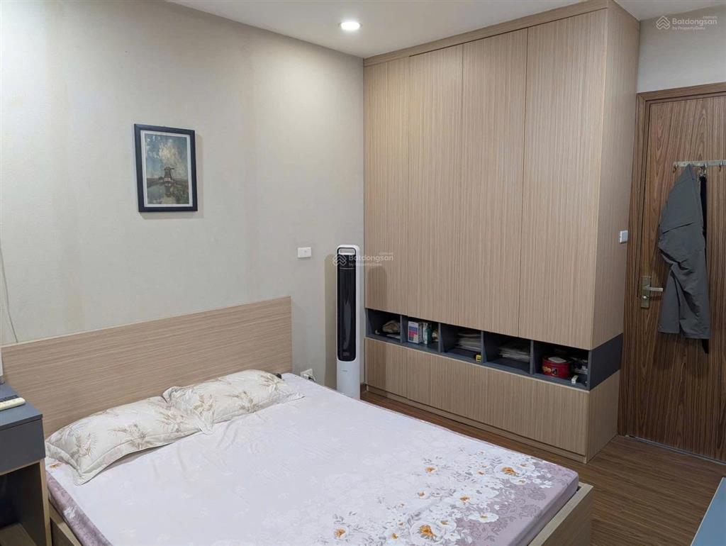 Chính chủ bán cc eco green city, nguyễn xiển, 4,8 tỷ, 67m2, 2pn, 2wc siêu hot