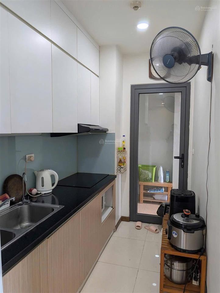 Chính chủ bán cc eco green city, nguyễn xiển, 4,8 tỷ, 67m2, 2pn, 2wc siêu hot