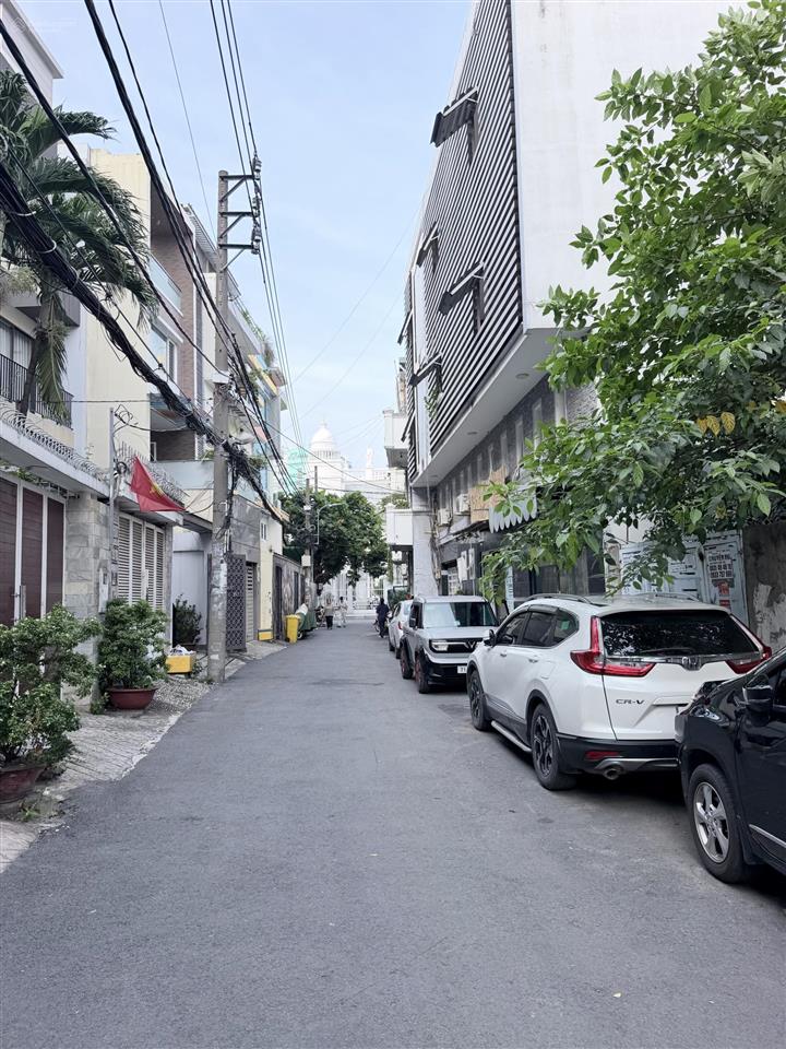 Gấp bán nhà 40m2 | gần vòng xoay điện biên phủ | thông ra phan văn hân  nguyễn cửu vân
