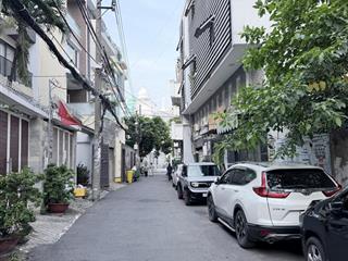 Gấp bán nhà 40m2 | gần vòng xoay điện biên phủ | thông ra phan văn hân  nguyễn cửu vân