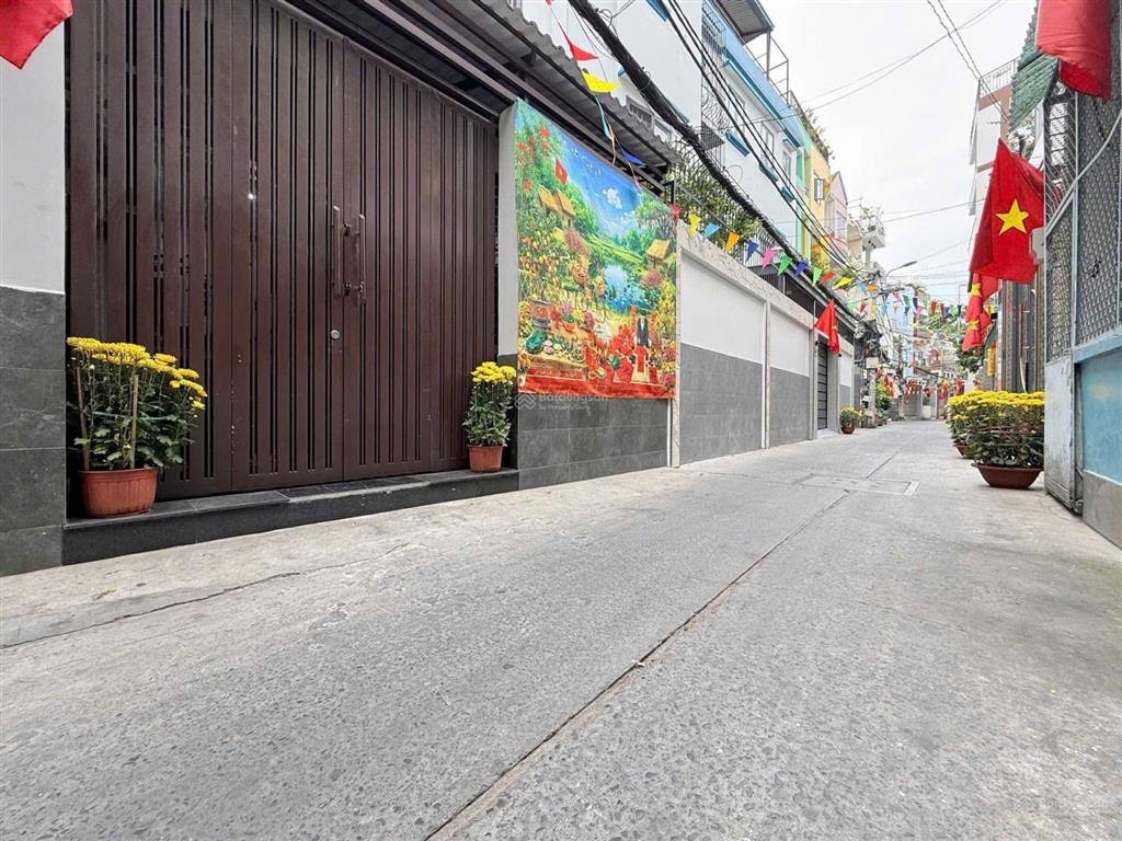 Bán nhà lê văn sỹ  phú nhuận  gần 50m2 ( 4.8 x 10 )  4 tầng  3 pn  hẻm xe hơi giá 7.25 tỷ tl