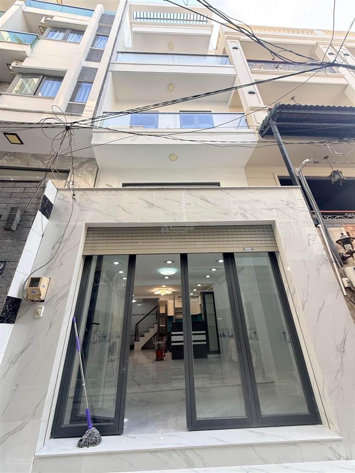 Chủ giảm giá mạnh bán gấp, dương quảng hàm trung tâm gò vấp  50m2 gần emart