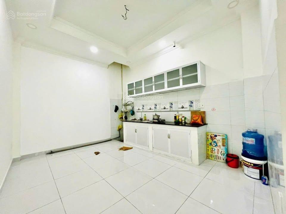 Nhà ngộp 82m2 tại tân hiệp, hóc môn, giá 1 tỷ 470 triệu, sổ hồng riêng