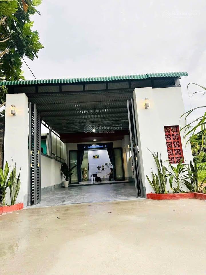 Nhà ngộp 5x30m= 150m2, giá 900 triệu ngay bệnh viện củ chi mới, sổ hồng riêng