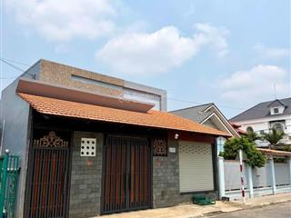 Bán gấp nhà 9x14m= 126m2, giá 850 triệu, đường cây da, sổ hồng riêng