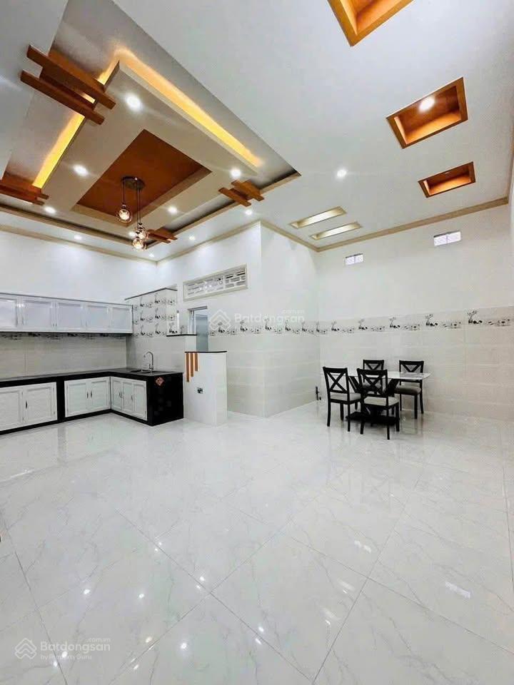 Cần bán gấp nhà 6x25m=150m2, huỳnh văn cọ, sổ hồng riêng, giá 1,3 tỷ