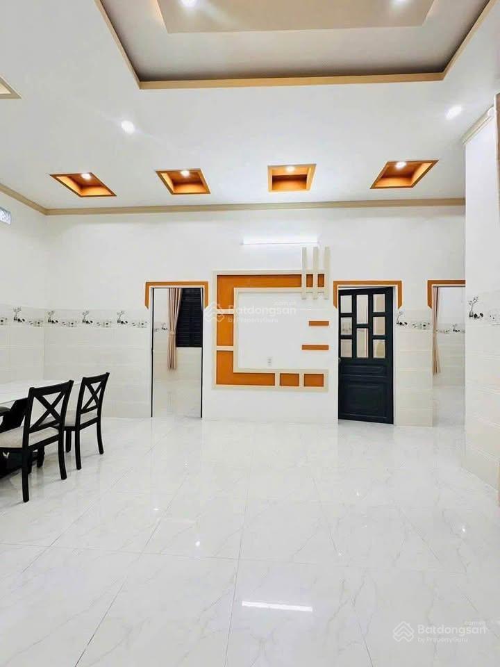 Cần bán gấp nhà 6x25m=150m2, huỳnh văn cọ, sổ hồng riêng, giá 1,3 tỷ
