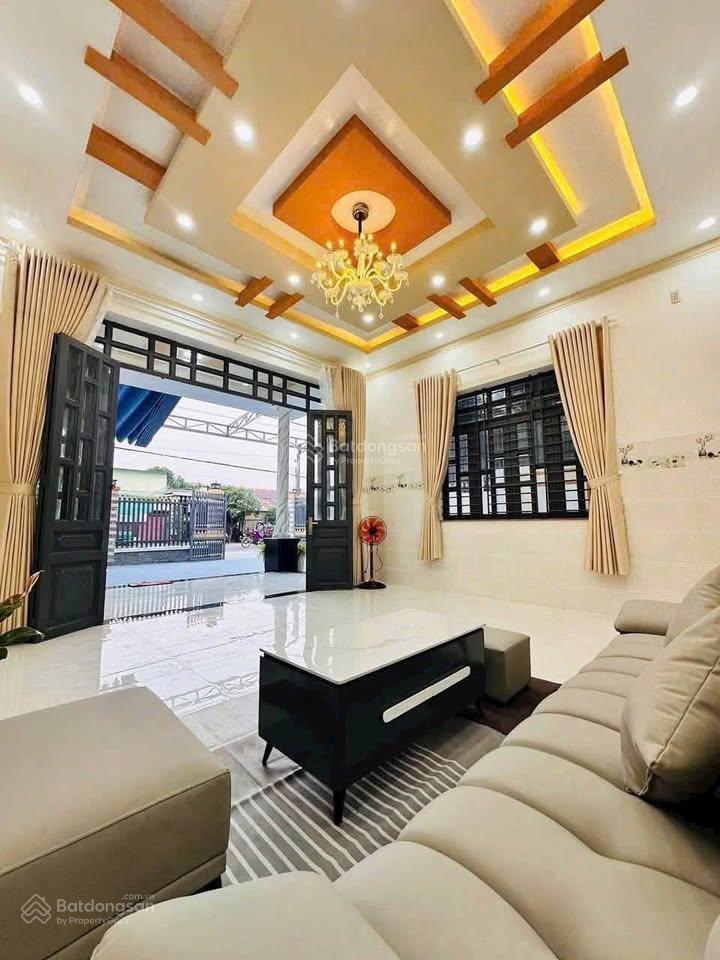 Cần bán gấp nhà 6x25m=150m2, huỳnh văn cọ, sổ hồng riêng, giá 1,3 tỷ