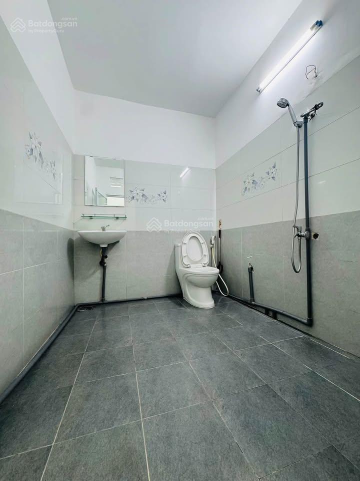 Bán gấp nhà 200m2 7x20m tại gia huỳnh, chỉ 750 triệu, sổ hồng riêng