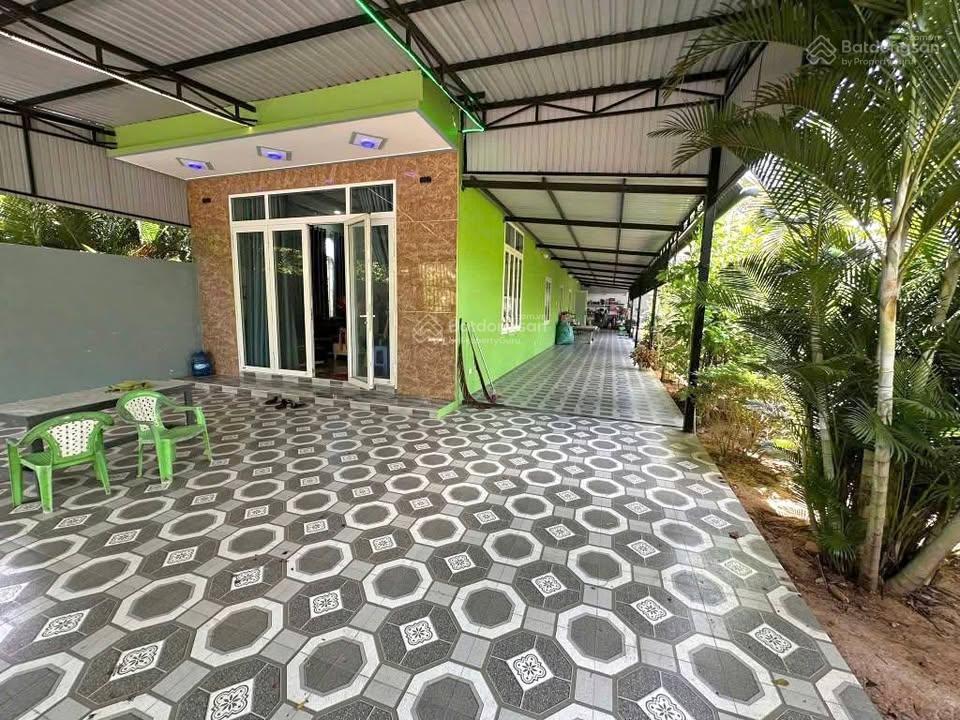 Nhà vườn 7x33=233m2 tại nguyễn văn ni, giá 900triệu, sổ hồng riêng