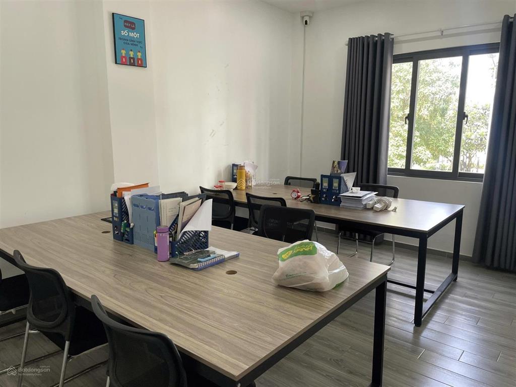 Văn phòng nguyễn hữu cảnh, bình thạnh giá 6 triệu  0936 777 ***