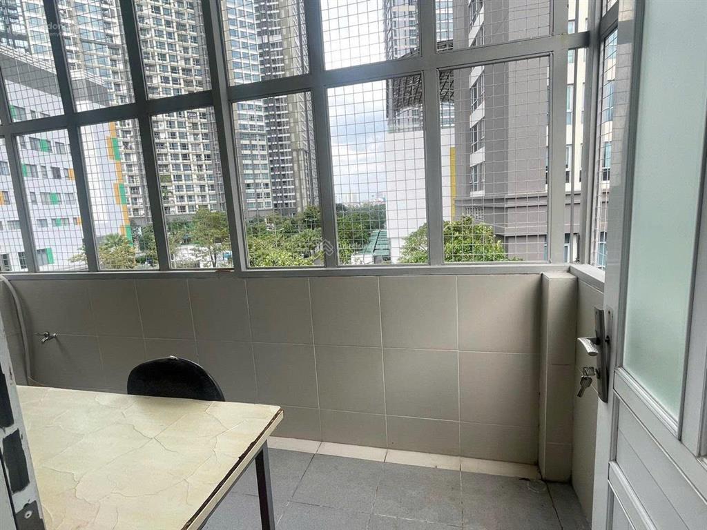 Văn phòng 6 triệu trung tâm bình thạnh  0936 777 ***  miễn phí điện, nước, wifi