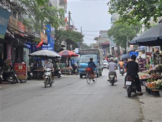 Có 102  nhà dòng tiền 11 tỷ vị trí như nhà phân khúc triệu đô