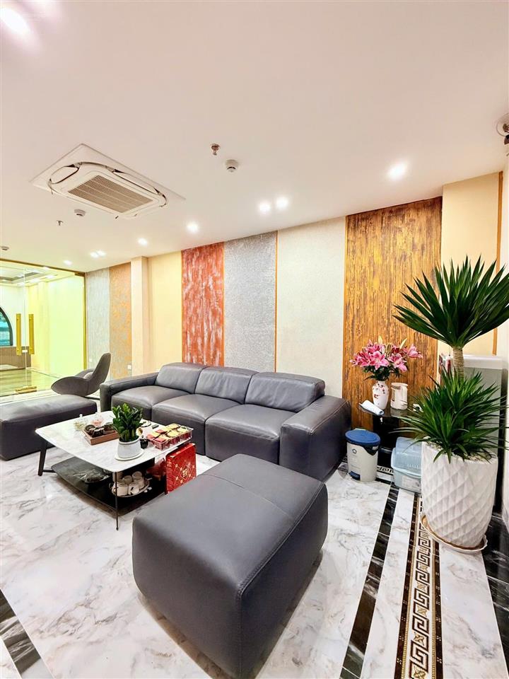 Mặt phố cổ nhuế 31, 99 tỷ  nhà mới phòng cách tân cổ điển  kinh doanh đỉnh cao