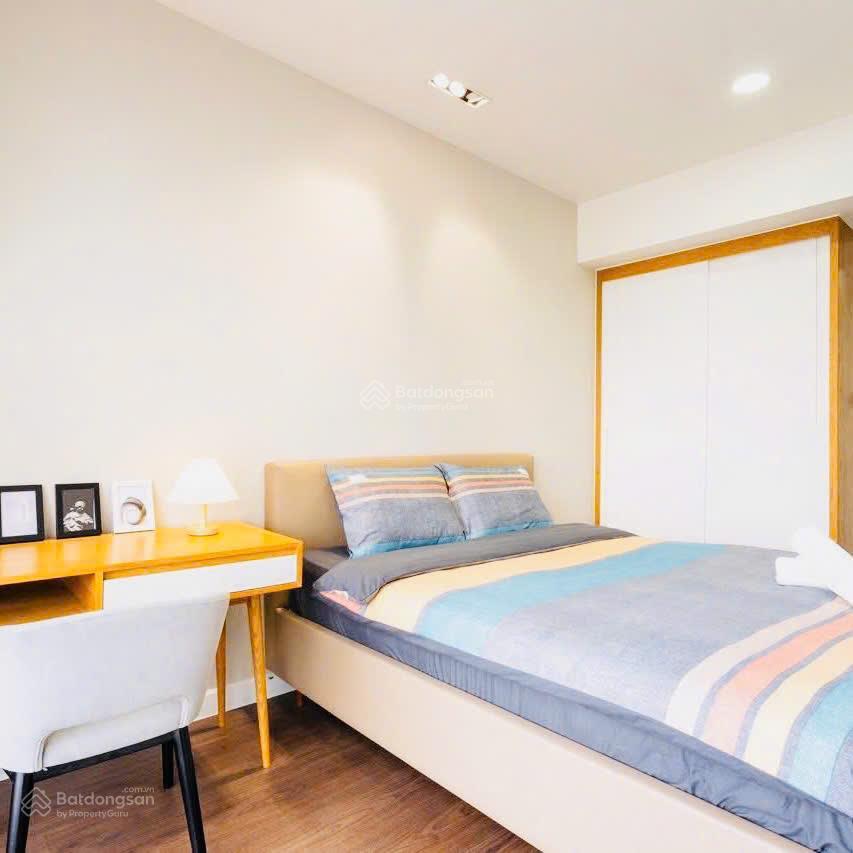 Bán chung cư a14 nam trung yên, 2pn, 62m2, giá 5,3 tỷ full tiện ích trung tâm cầu giấy