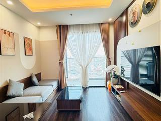 Bán căn góc chung cư t30 nam trung yên đủ nội thất giá 5,05 tỷ view đẹp, nhà sang trọng