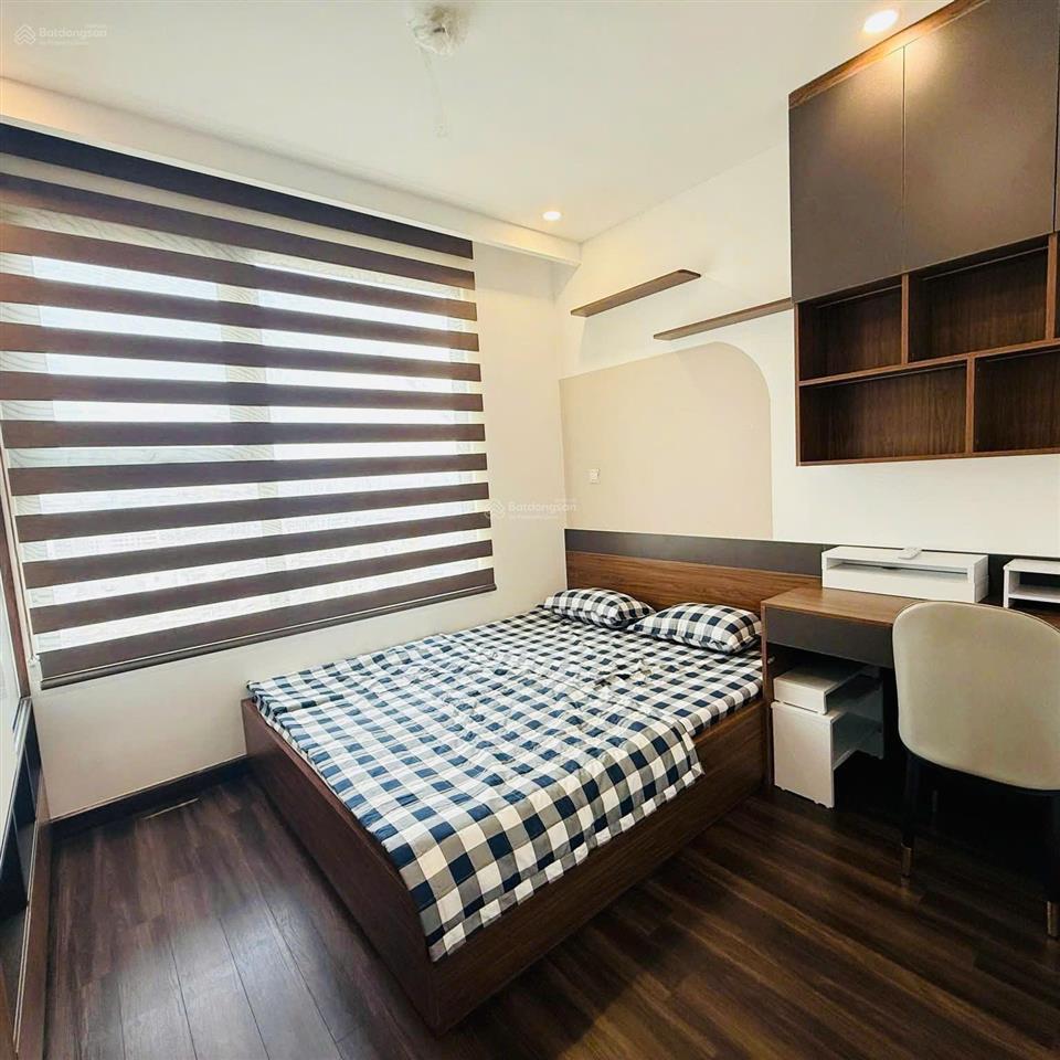 Bán căn góc chung cư t30 nam trung yên đủ nội thất giá 5,05 tỷ view đẹp, nhà sang trọng