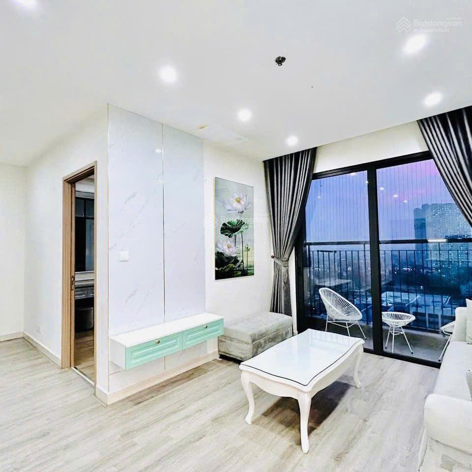Bán chung cư 50m2 khu đô thị nam trung yên  nhà đẹp đủ nội thất, vị trí trung tâm cầu giấy