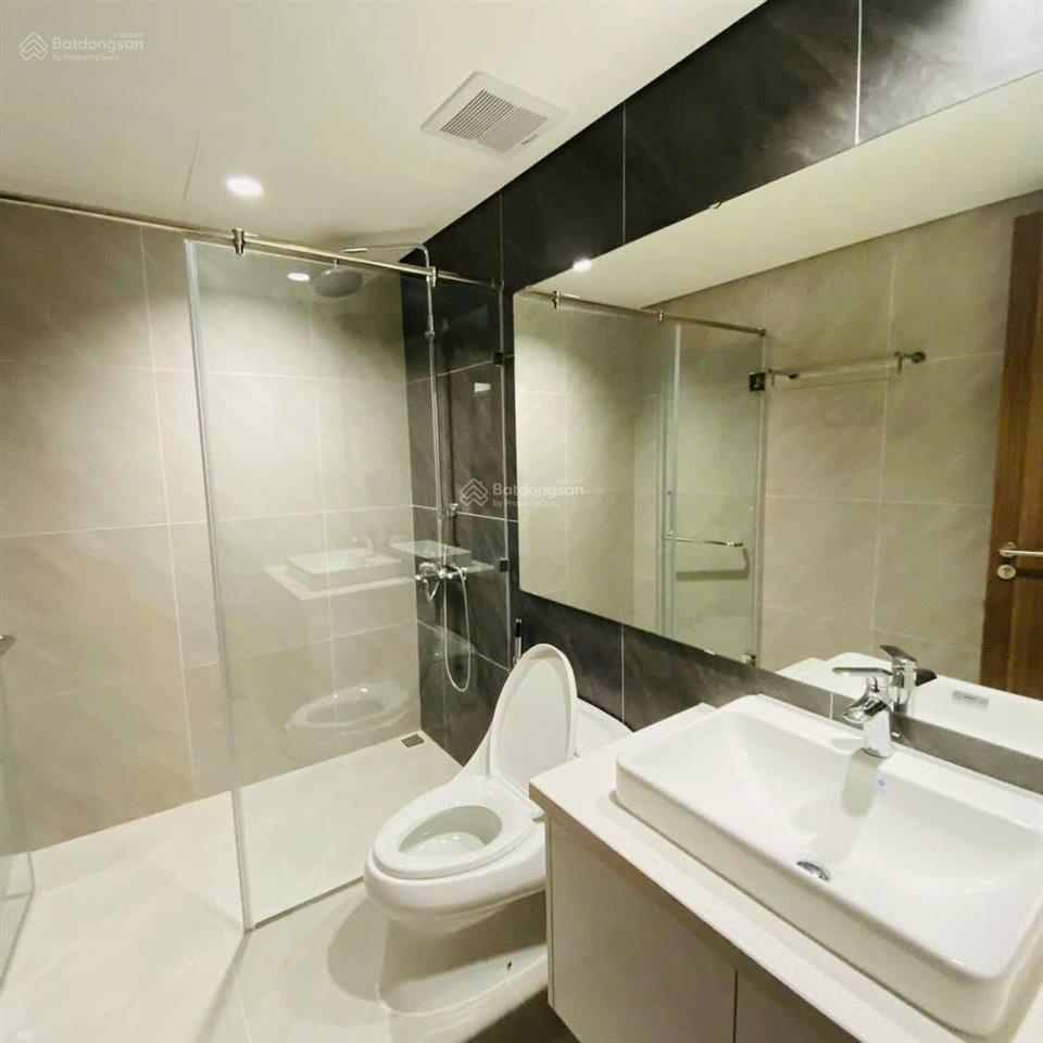 Bán chung cư 3 ngủ a14 nam trung yên  giá hơn 6 tỷ  full tiện ích cầu giấy