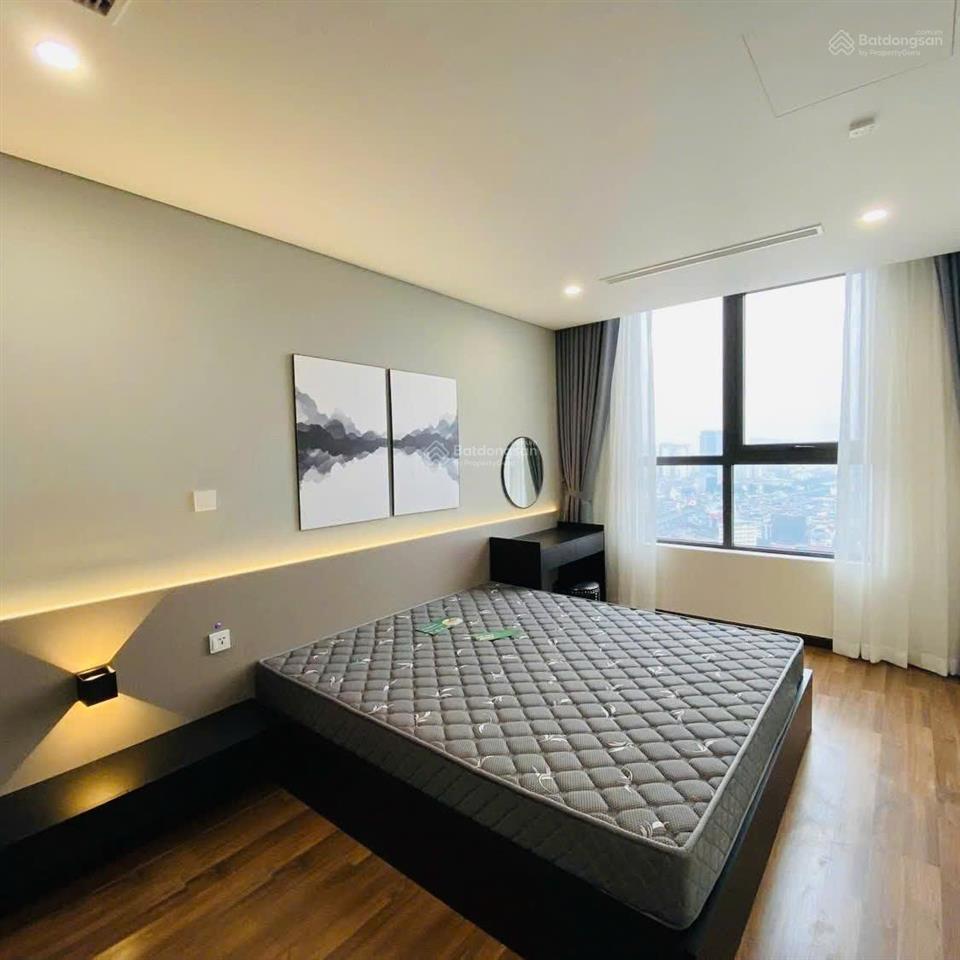 Bán chung cư 3 ngủ a14 nam trung yên  giá hơn 6 tỷ  full tiện ích cầu giấy
