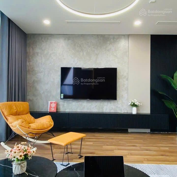 Bán chung cư 3 ngủ a14 nam trung yên  giá hơn 6 tỷ  full tiện ích cầu giấy