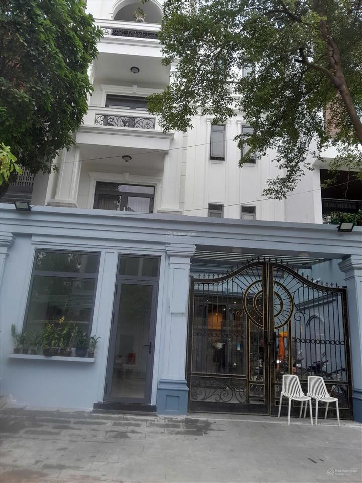 Bán nhà phó đức chính, quận 1  dt 7x15m  5 tầng thang máy  150tr/th  giá 33 tỷ