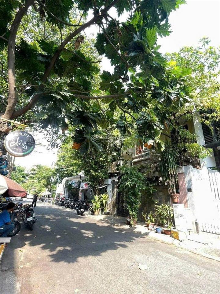 Bán nhà mặt tiền hoa mai, quận phú nhuận  dt 8x18m  3 tầng  giá 50 tỷ