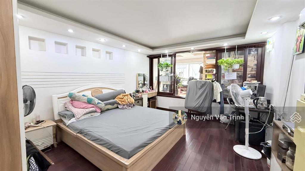Hxh lê văn sỹ q3 5 tầng mới đẹp 4,2x12m (nở hậu 4,6m) 50m² chỉ hơn 11 tỷ