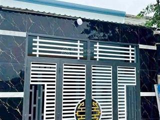 Bán nhà đẹp ngay cầu vượt củ chi, 125m2 sổ hồng riêng, đường nhựa, gía chỉ 1.2 tỷ