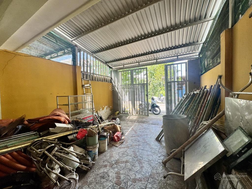 Nhà mặt tiền thị trấn hóc môn 250m2. sát đường song hành, lý thường kiệt, lê lợi
